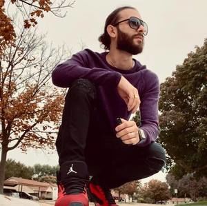 Meet your Posher, Amer